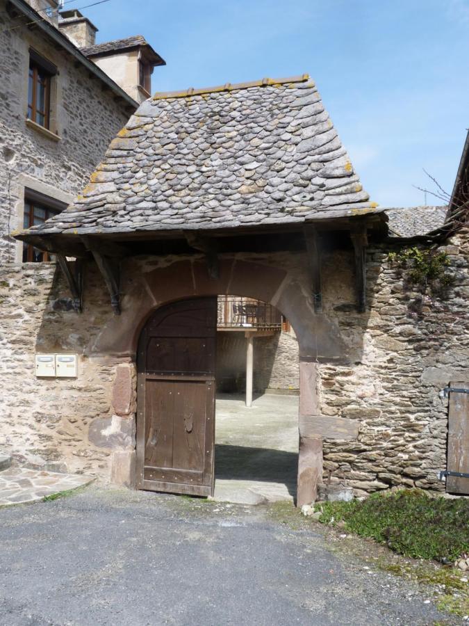 Chambre D'Hotes Cadravals Belcastel Aveyron Exterior foto